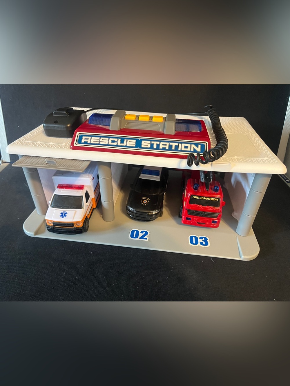 Rescue Station Playset with 3 Emergency Vehicles